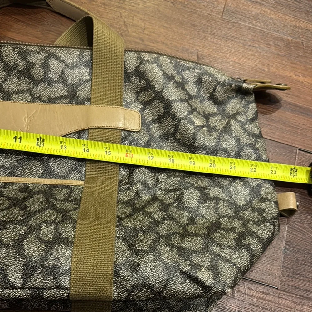 Yves Saint Laurent Pre Owned printed Signature Weekend Duffel Bag.